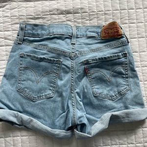 Levi’s shorts